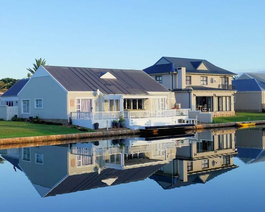 Exterior of a sample waterfront home in New Smyrna Beach